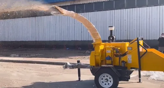 Pto Driven Wood Chipper Th-8, 8′′ Diameter, Two Hydraulic Feeding Rollers, 3point Hitch, Ce Approval